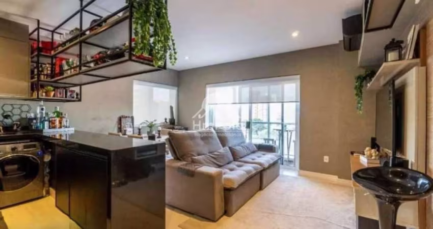 Apartamento com 2 quartos 1 suíte 2 banheiros 2 vagas a venda no Cambuí em Campinas-SP