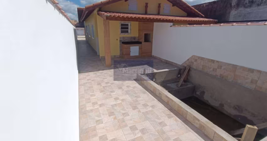 Confira esta oferta imperdível de casa à venda em Itanhaém-SP, no bairro Cibratel 2, com 2 quartos, 1 suíte, 1 sala, 2 banheiros, 2 vagas de garagem e 69,45m² de área.