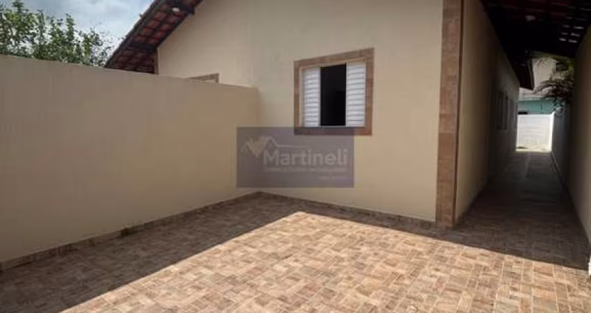 Imperdível oportunidade: Casa à venda em Itanhaém-SP, bairro Nossa Sra. do Sion! 2 quartos, 1 sala, 1 banheiro, 2 vagas, 56,80m²!