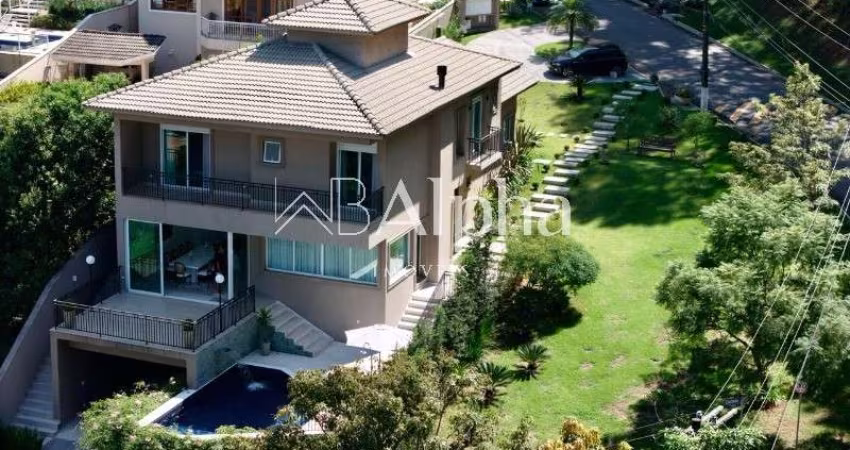 Casa a venda no Residencial Alphaville 10 em Santana de Parnaíba - SP