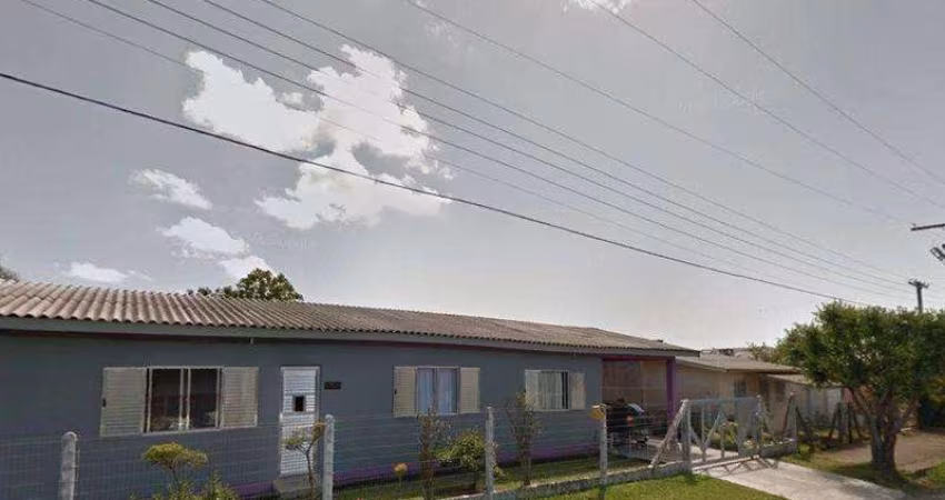 Casa 04 Dorm à venda no Bairro CAPÃO NOVO - 2 vagas de garagem
