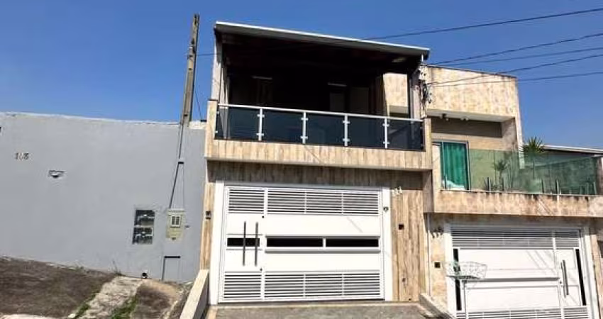 Sobrado para venda com 3 dormitórios no Residencial Mirage em Mogi das Cruzes.