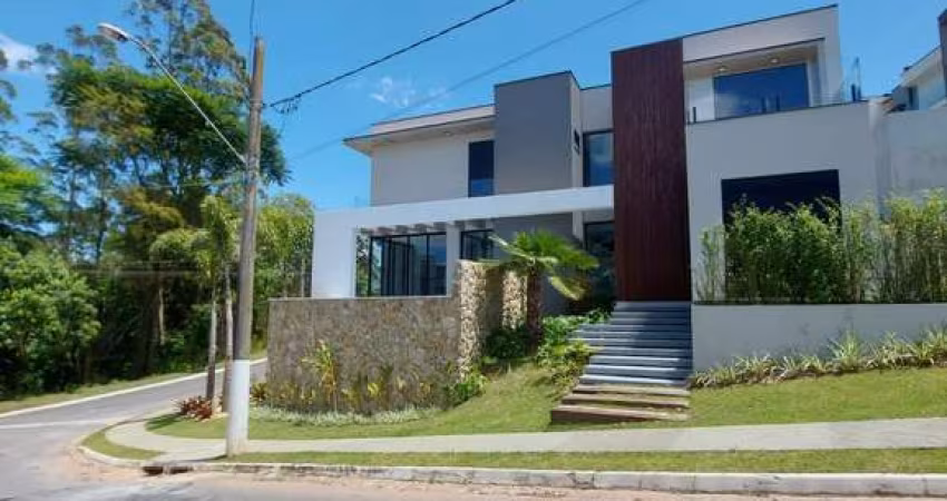 Casa nova para venda 4 suítes e piscina no Mosaico da Serra em Mogi das Cruzes