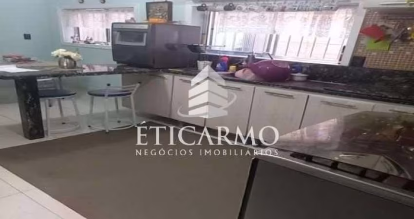 Casa com 3 quartos à venda na Rua Virgínia Augusta Miguel, 130, Cidade Líder, São Paulo