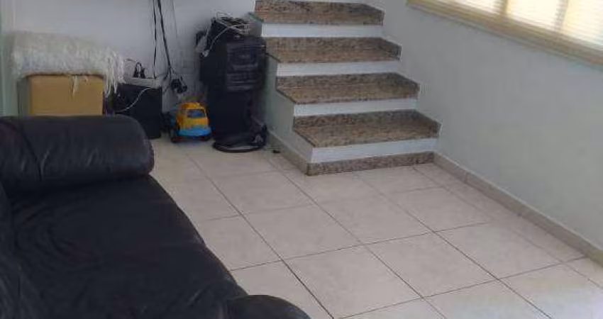 Sobrado com 2 dormitórios à venda, 120 m² por R$ 280.000 - Parque Verde Mar - Mongaguá/SP