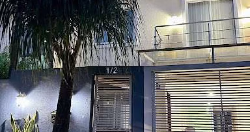Excelente oportunidade de morar em uma casa com acabamentos de qualidade e localização privilegiada!