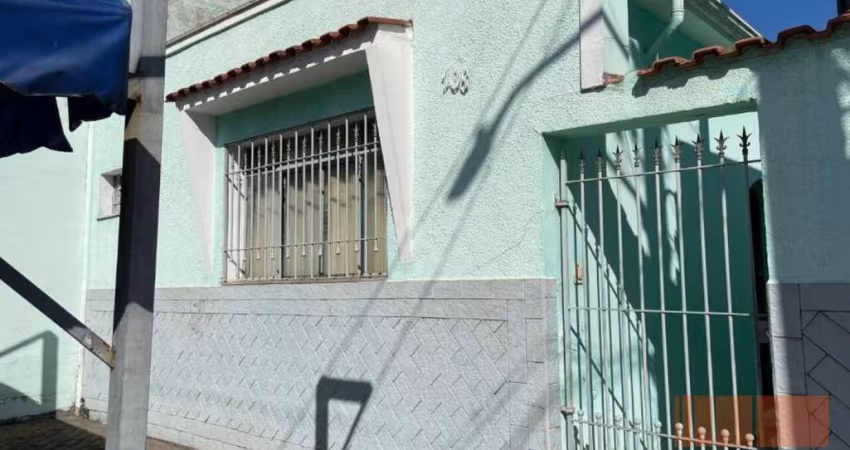 Casa Térrea- Venda R$ 620.000,00-Quarta Parada- São Paulo-SP  /  Locação: R$ 3.000,00