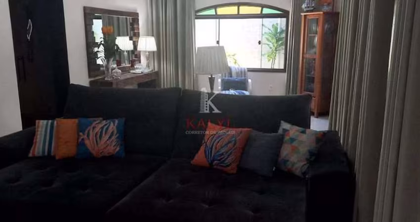 Casa com 3 dormitórios à venda, 150 m² por R$ 1.500.000,00 - Vila Guilhermina - Praia Grande/SP