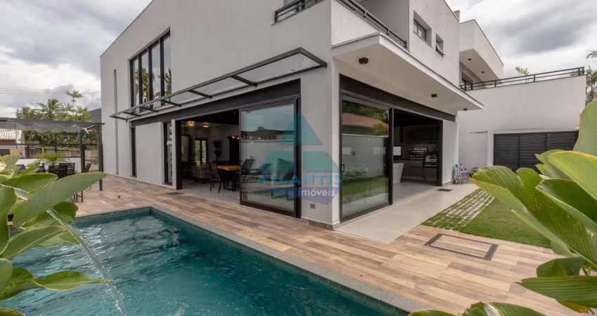 Casa com 5 quartos, Condomínio Lagoinha, Ubatuba - R$ 6.9 mi, Cod: 2685