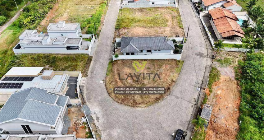 Terreno de Esquina a Venda com 424m² Muito bem Localizado no Bairro Belchior Central - Gaspar SC | La Vita Imóveis