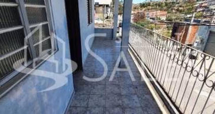 Imperdível: Casa à venda em Francisco Morato-SP, Jardim Nova Esperança, 3 quartos, 1 sala, 1 banheiro, 5 vagas, 250m².
