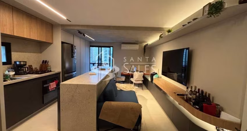 Apartamento à venda em Moema, São Paulo-SP: 2 quartos, sala, 2 banheiros, vaga de garagem, 60m² de área.