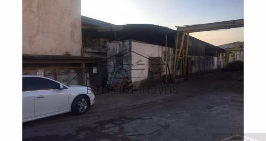 GALPÃO COM 5.100m²  NA PENHA !!!