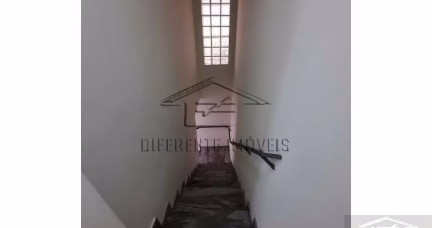 Sobrado comercial com 250m² e 1 salão, para alugar no Anália Franco!