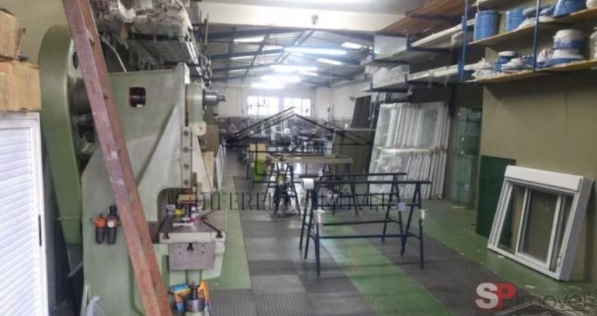 GALPÃO/SALÃO 1200M², MEZANINO COM 5 SALAS, 2 BANHEIROS - VILA ARICANDUVA