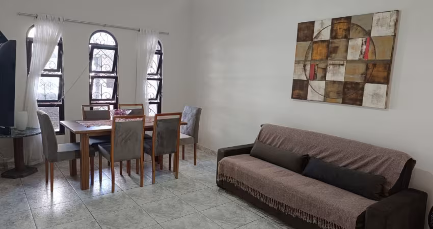 Casa comercial no bairro da Guilhermina