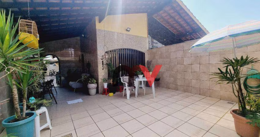 Casa com 2 dormitórios à venda, 62 m² por R$ 565.000 - Tupi - Praia Grande/SP