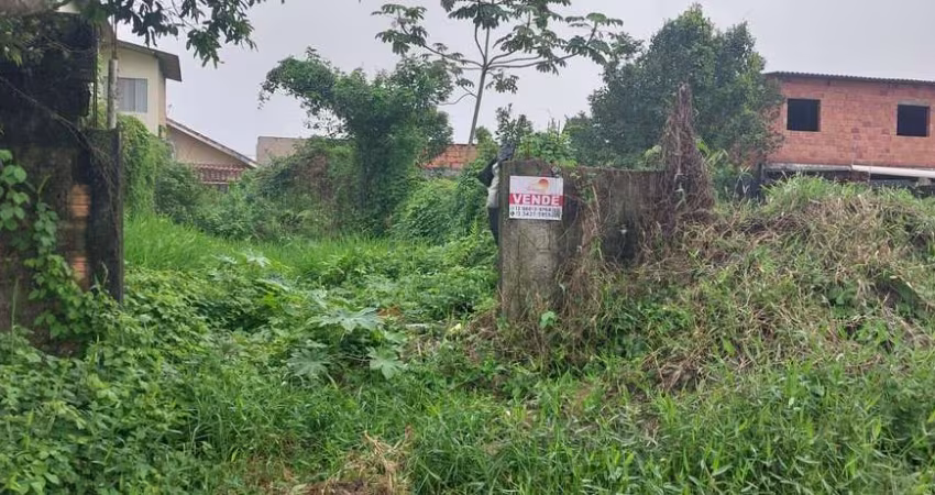 Terreno com 150m²