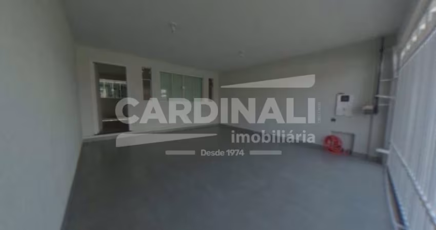 Casa padrão linda e com ótima localização
