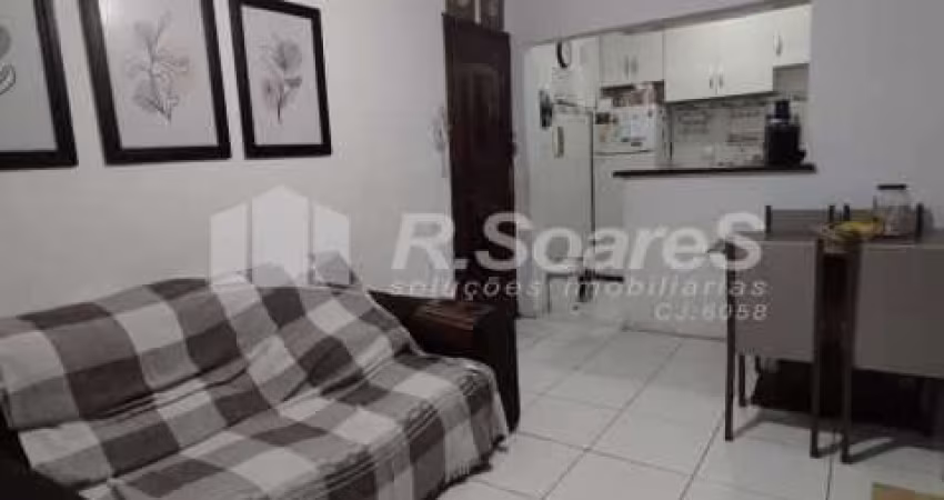 Apartamento com 2 quartos à venda na Rua Quiririm, Vila Valqueire, Rio de Janeiro