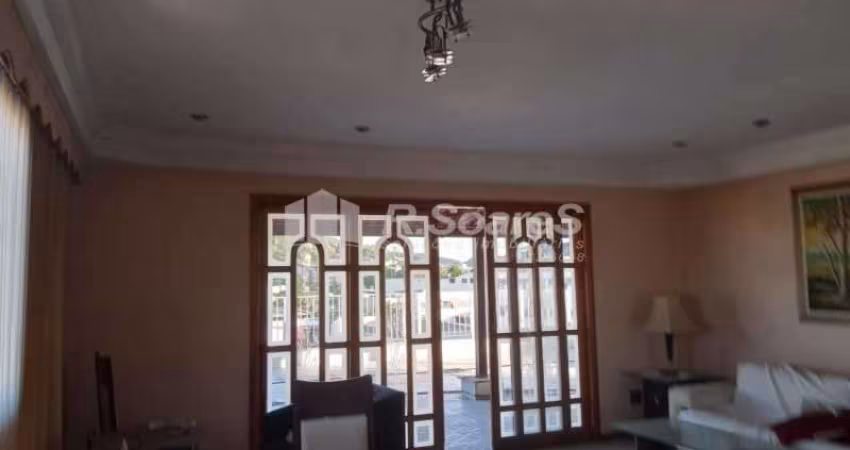 Apartamento com 3 quartos à venda na Rua das Dálias, Vila Valqueire, Rio de Janeiro