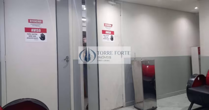 Galpao com 2 salas de reuniao 2 vagas ,Trifasico , na Vila Prudente.