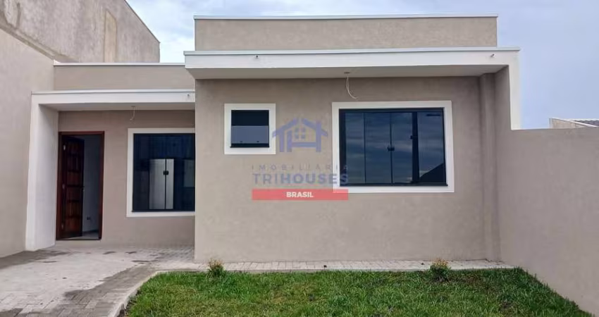 Ótima Casa com piscina , 3 dormitórios e 1 suíte em condomínio alto padrão no bairro Paloma-- Colom