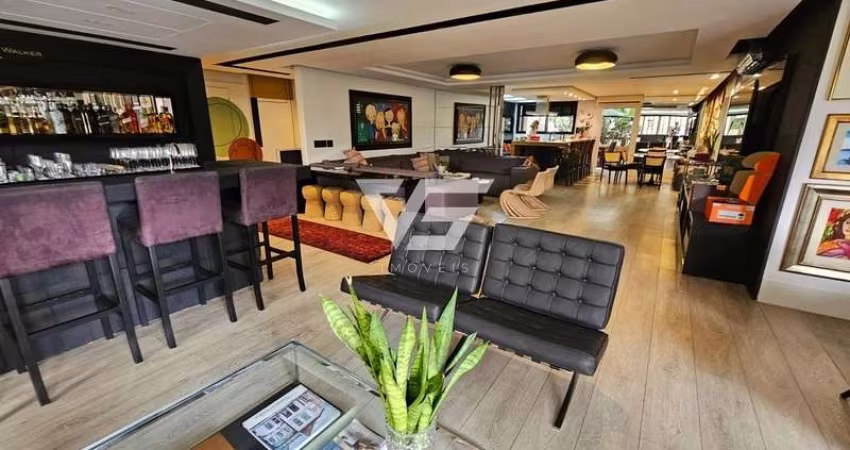 APARTAMENTO ALTO PADRÃO MOBILIADO DECORADO  CENTRO DE FLORIANÓPOLIS