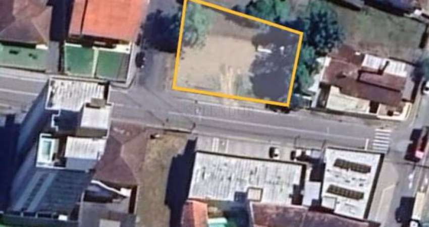 Terreno comercial com aprox. 660 m2 para alugar no bairro Das Nações - Indaial/S