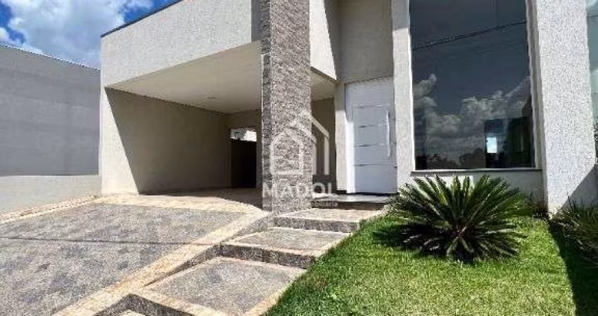 Casa à Venda em Uvaranas, Ponta Grossa - PR