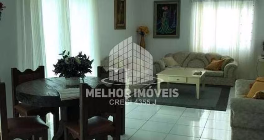 Casa à venda no bairro Praia do Estaleiro em Balneário Camboriú/SC