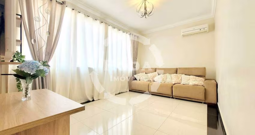 Casa Triplex com 4 Dormitórios, 2 Suítes e 2 vagas à Venda no Campo Grande – Santos/SP