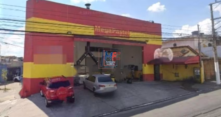 Prédio comercial esquina,  283 m² terreno ,  Salão , mezanino , pé-direito duplo. ZC. Alugado por R$ 8 mil Set/24.  REF 7739