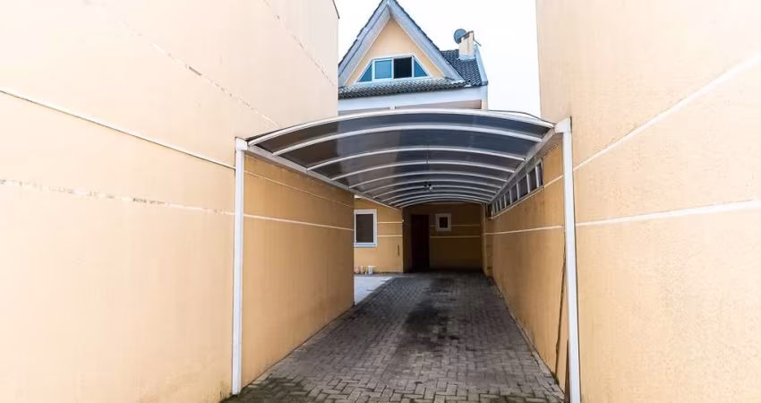 Sobrado com 4 quartos  à venda, 148.00 m2 por R$649000.00  - Uberaba - Curitiba/PR