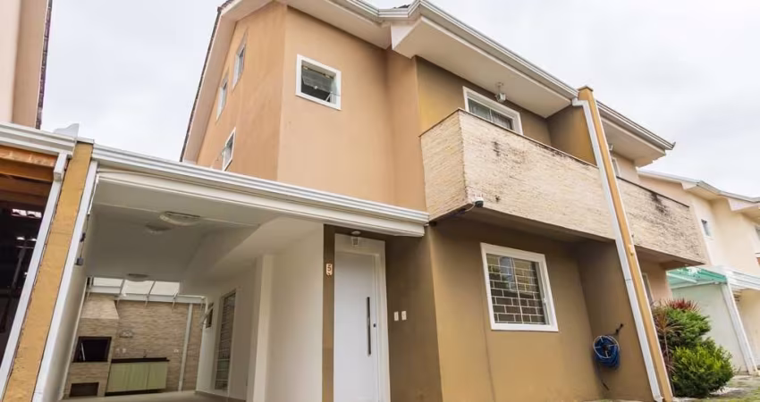 Sobrado em Condomínio com 3 quartos  para alugar, 110.00 m2 por R$3600.00  - Boqueirao - Curitiba/PR