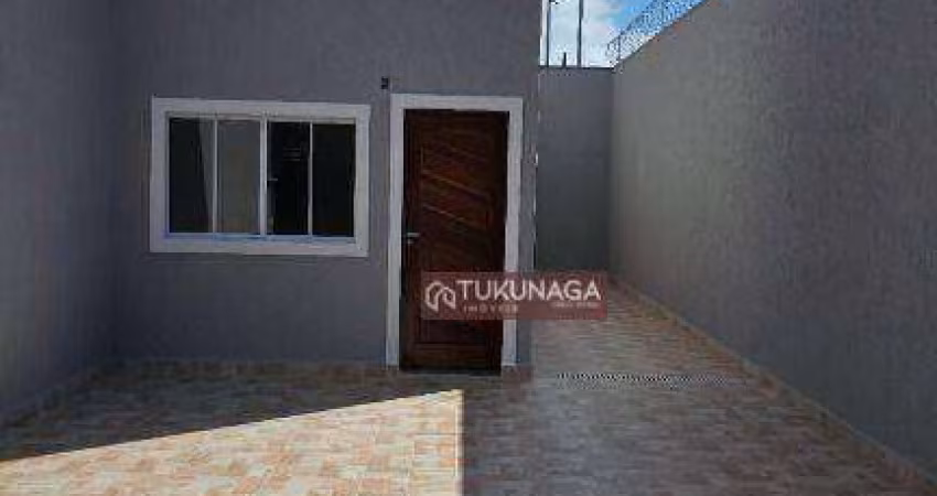 Sobrado à venda com 2 dormitórios,3 vagas de garagem, 99,42m² por R$ 450.000 - Guaianases - São Paulo/SP