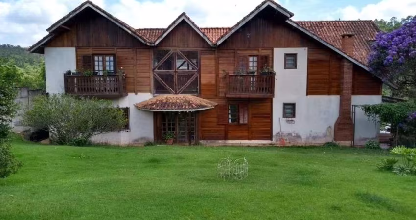 Chácara Para Vender com 6 quartos 3 suítes no bairro Jardim dos Lagos em Franco Da Rocha