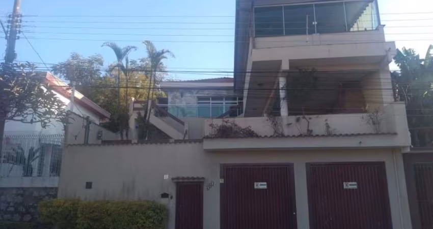 Sobrado com 5 dormitórios à venda, 283 m² por R$ 1.500.000,00 - Região Central - Caieiras/SP