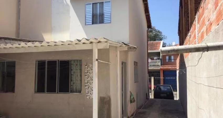Sobrado Para Vender com 2 quartos no bairro Nova Era em Caieiras