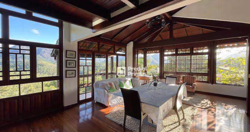 Casa com 3 dormitórios à venda, 240 m² por R$ 1.600.000,00 - Santa Elisa - Nova Friburgo/RJ
