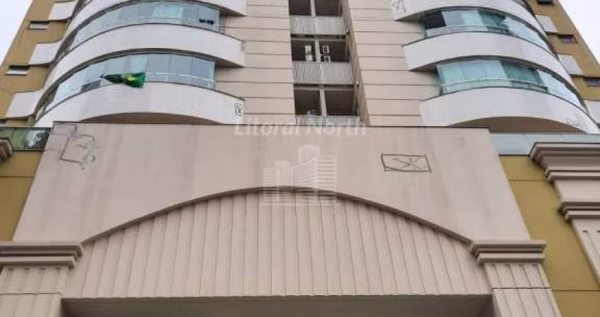 Cobertura Duplex a venda no centro de Balneário Camboriú.