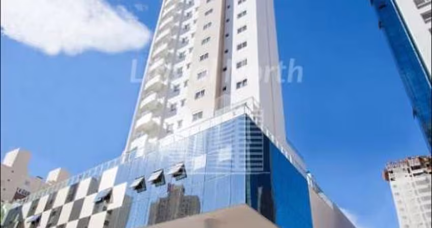 Apartamento a venda no centro de Balneário Camboriú.