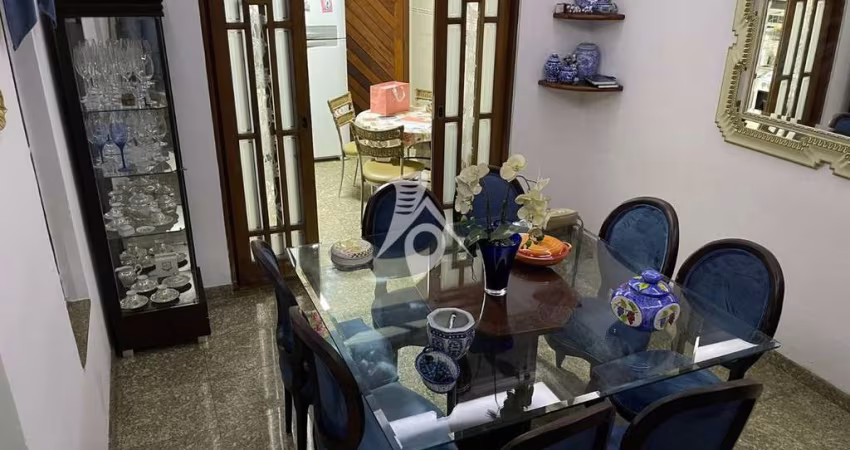 Sobrado no Bairro Parque Sevilha, 150m², Água Rasa
