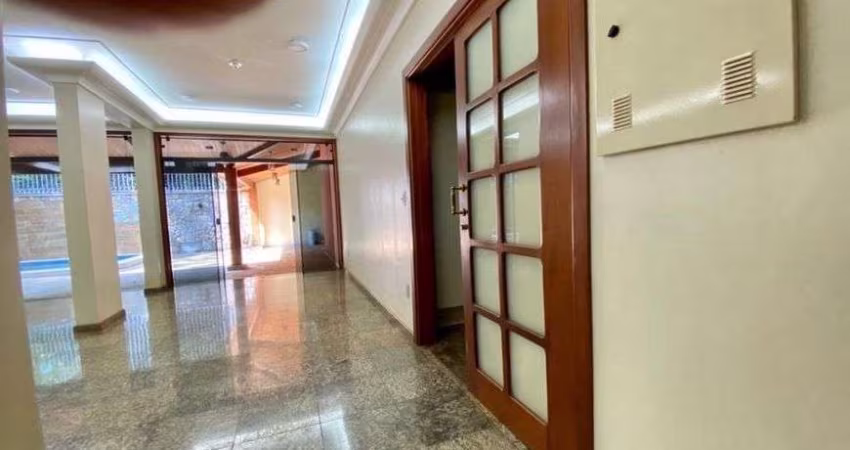 sobrado condomínio parque das figueiras frente ao parque curupira