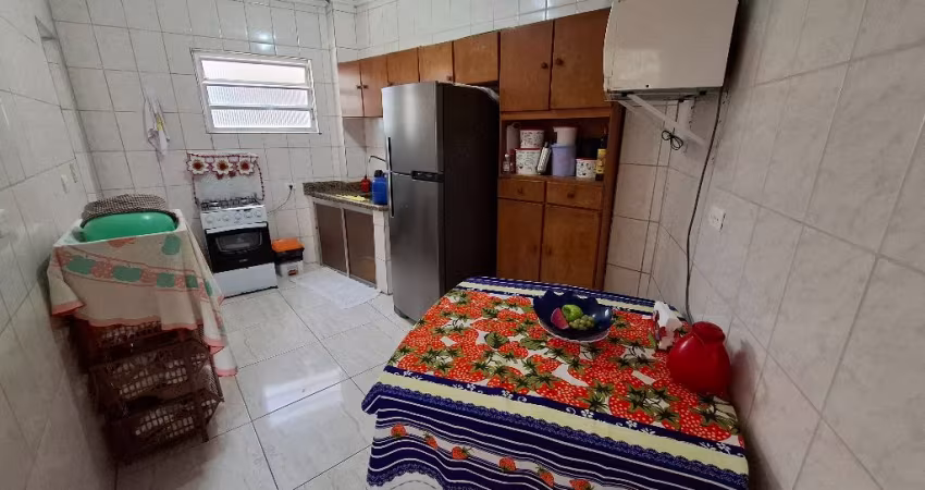 Apartamento 1 dormitório, prédio frente para o mar