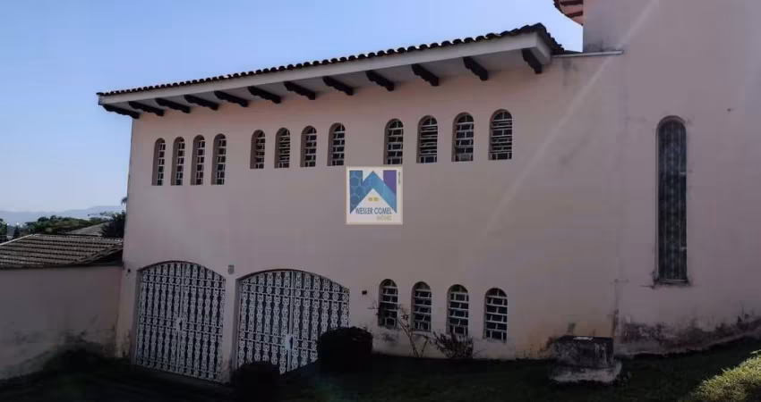 Casa para Venda no bairro Vila Oliveira-ótimo para clínicas e escolas.
