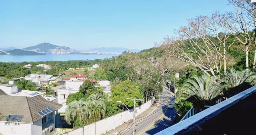 Casa em condomínio fechado com 5 quartos para alugar na Estrada Haroldo Soares Glavan, Cacupé, Florianópolis