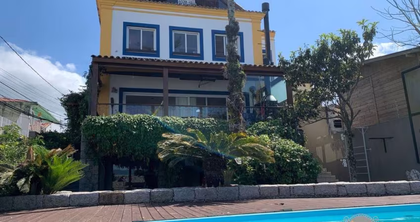 Casa com 4 quartos à venda na Servidão Morfim, Estreito, Florianópolis