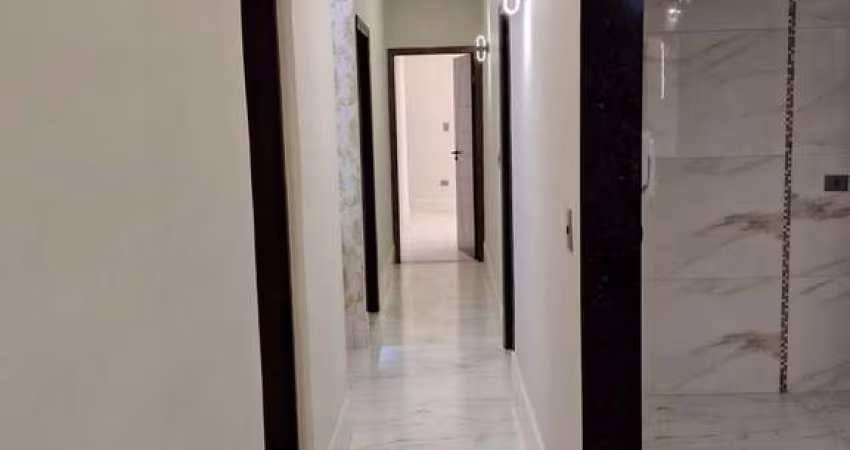 Casa de Alto Padrão 4 suítes, 3 vagas – Conforto e Tecnologia, Praia Grande-SP