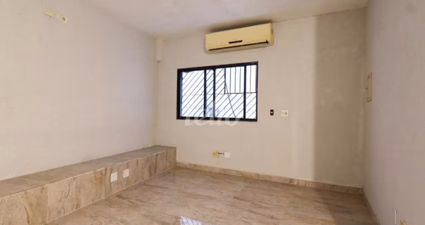 Sala comercial com 1 sala para alugar na Rua Costa Barros, --, Sítio Pinheirinho, São Paulo